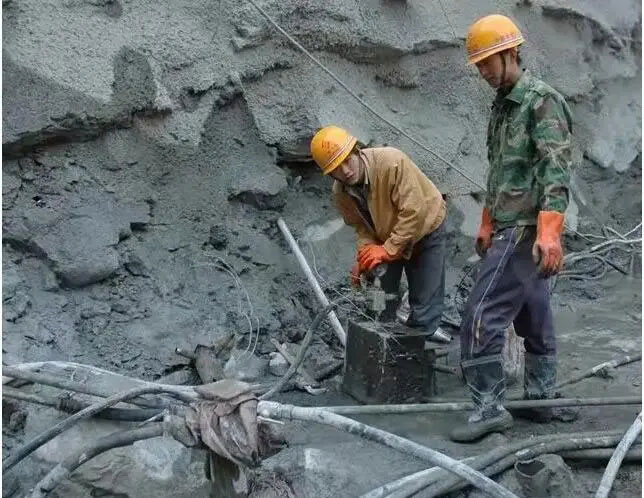 吐鲁番地基下沉注浆